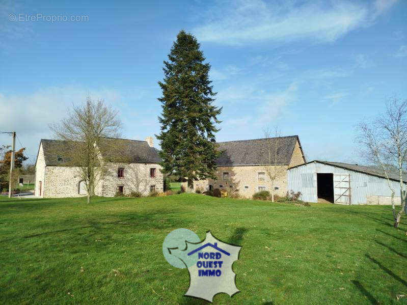 Maison à MAYENNE
