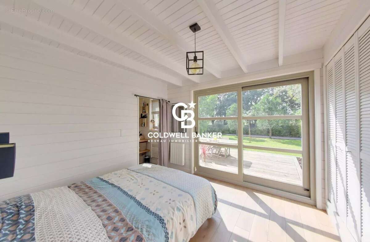 Maison à VILLENEUVE-DE-LA-RAHO