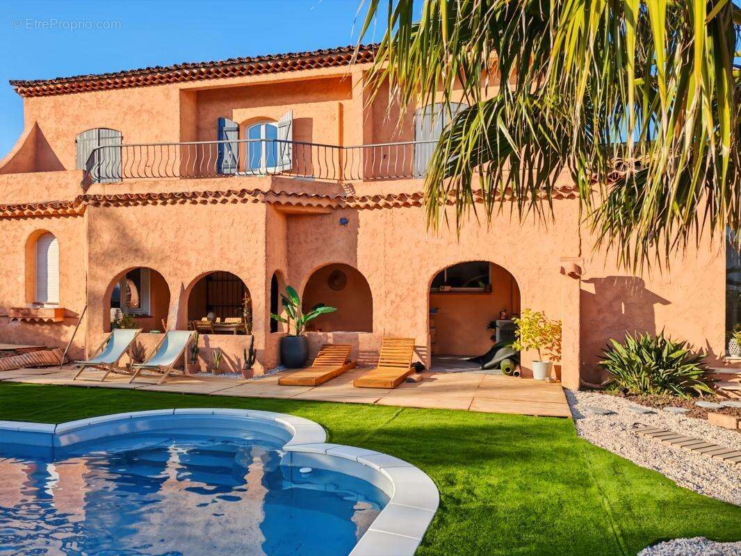 Maison à FREJUS