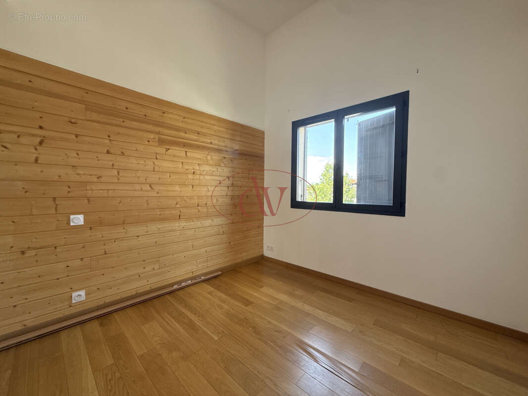 Appartement à BAGES