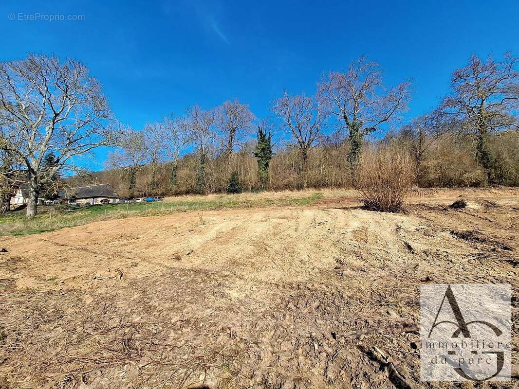 Terrain à SAINT-ARNOULT