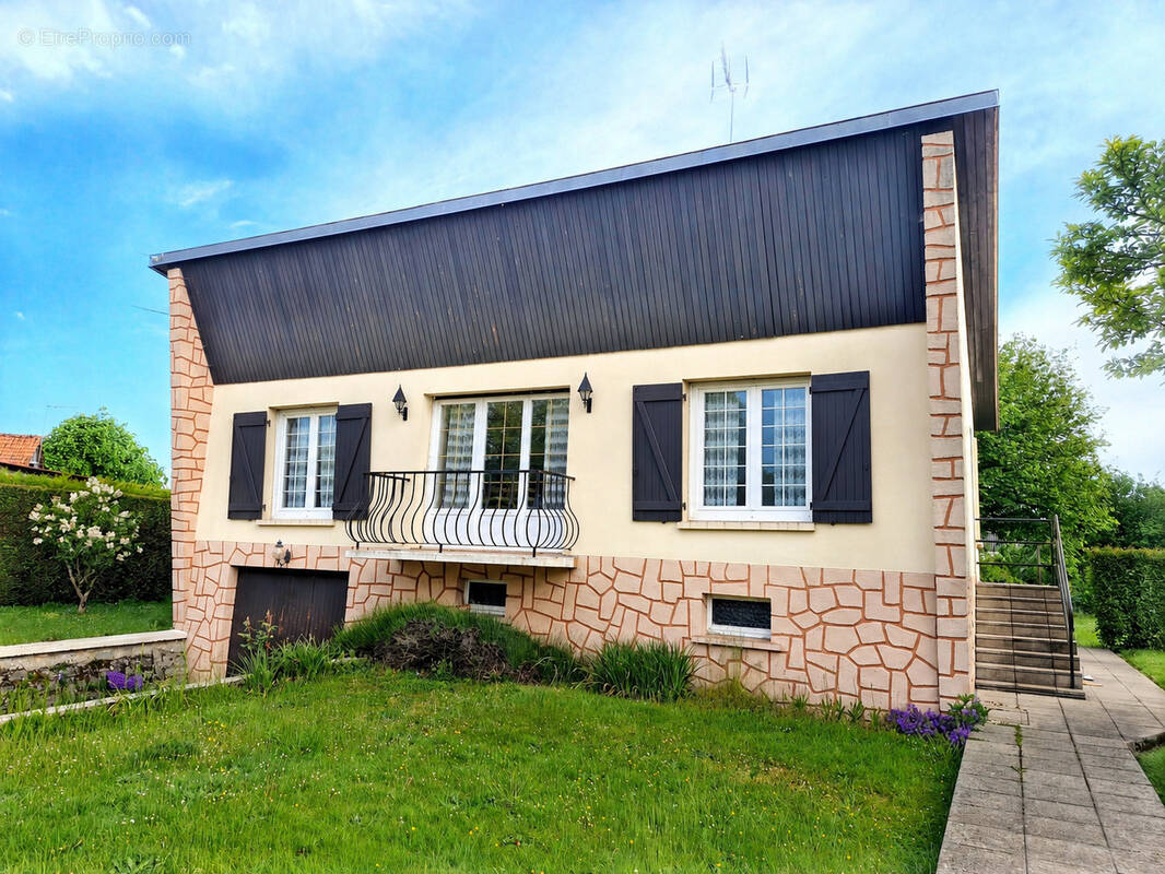 Maison à DOMVAST