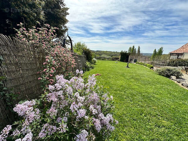 Maison à SAINT-JORY-LAS-BLOUX