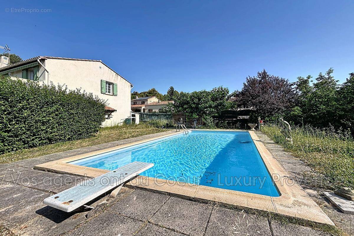 Maison à BOUC-BEL-AIR