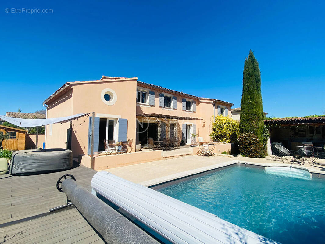 Maison à CHEVAL-BLANC