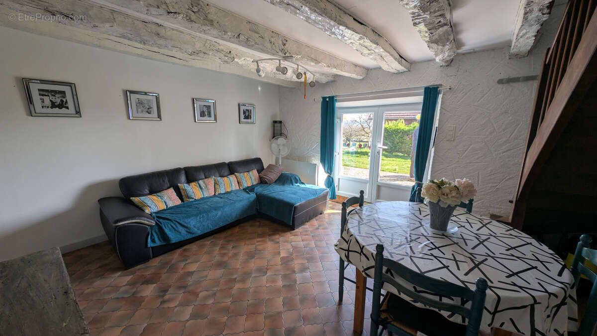 Maison à LIOURDRES