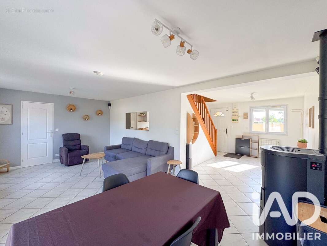 Maison 120 m² à Hautefeuille  - photo 3