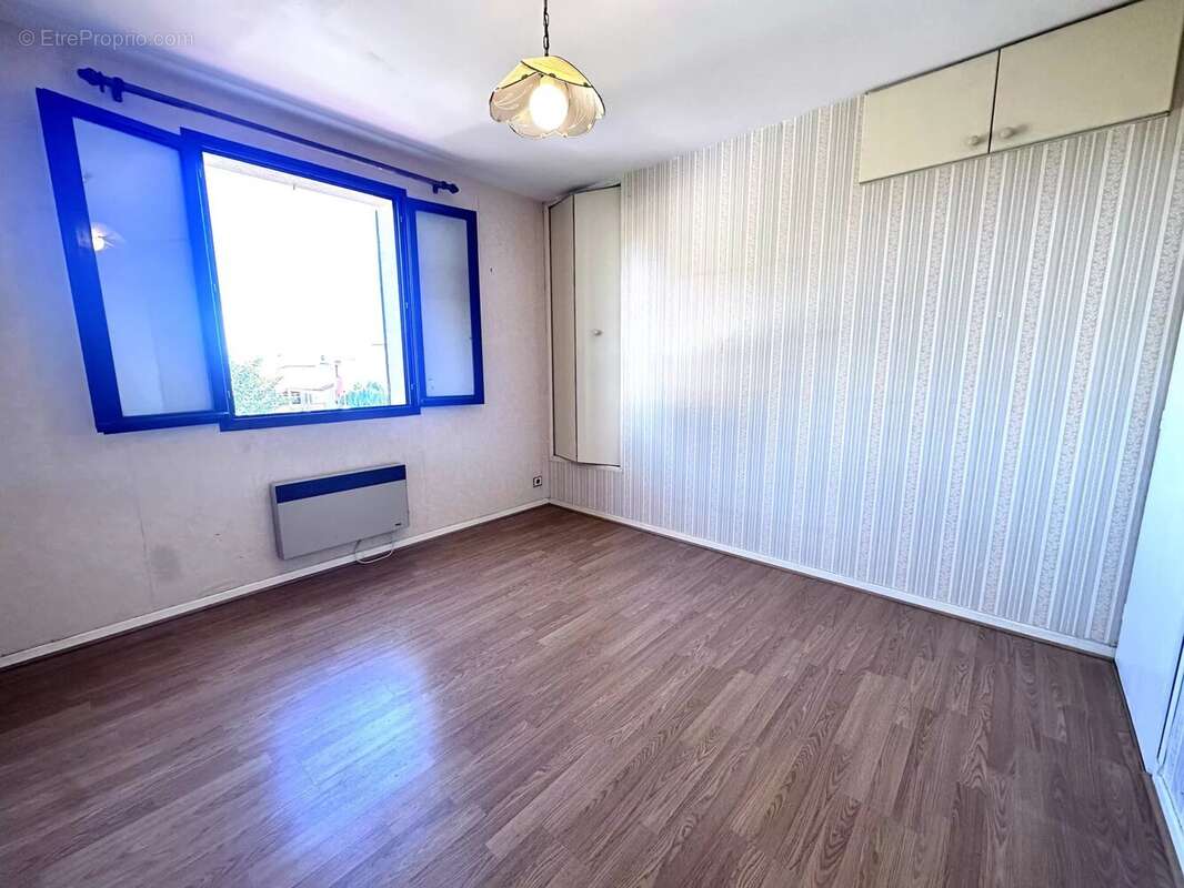 Maison à VILLENEUVE-DE-LA-RAHO