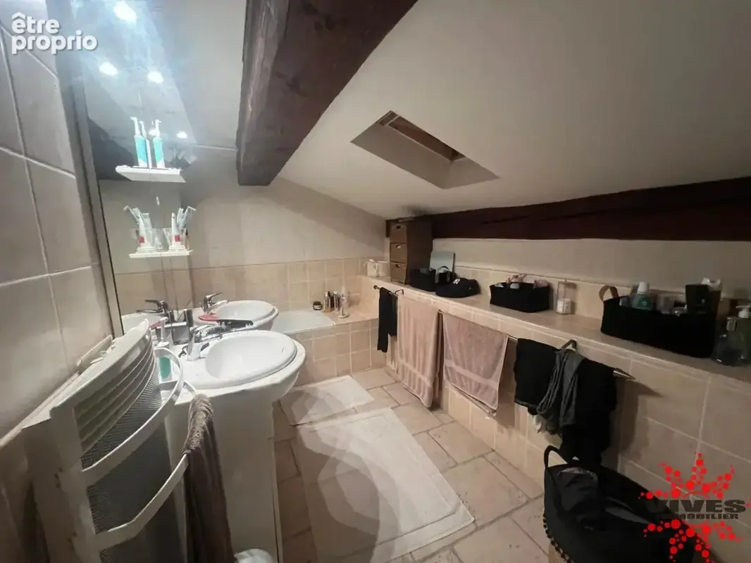 Maison de village de 112 m² avec terrasse louée 1100 € - photo 14