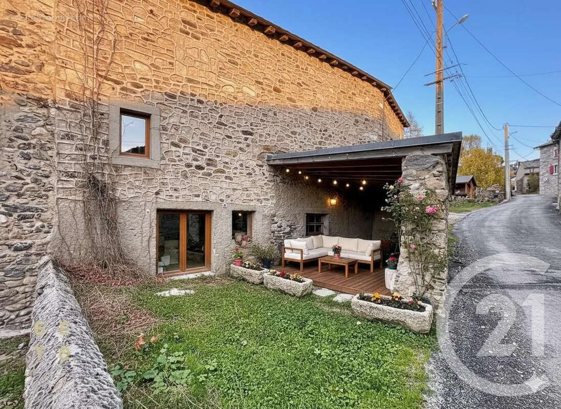 Maison à PUYVALADOR