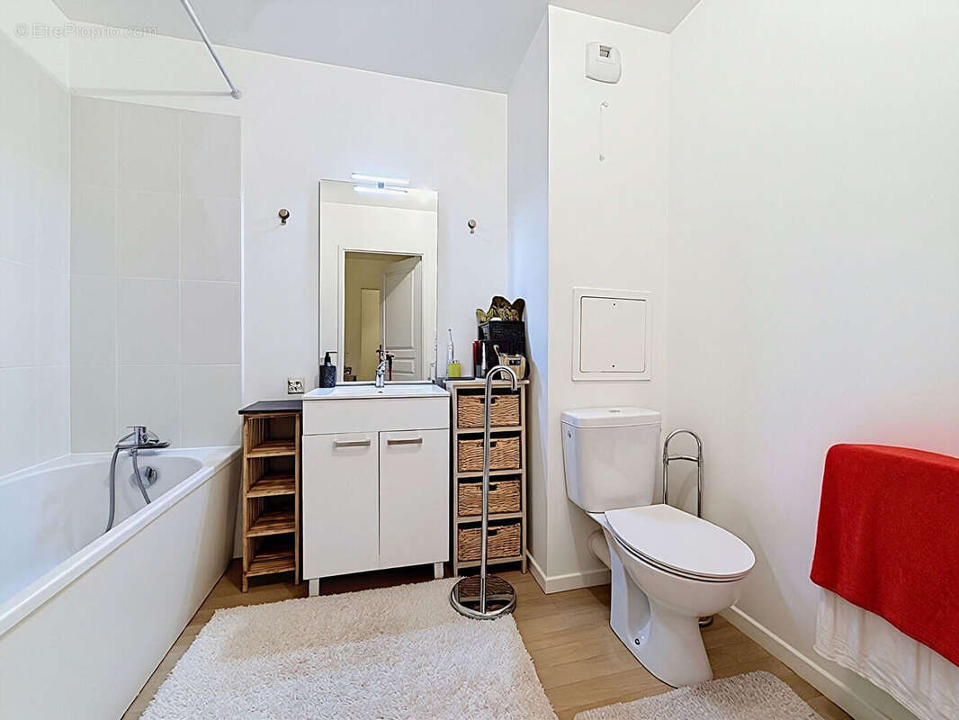 Appartement à CRECY-LA-CHAPELLE