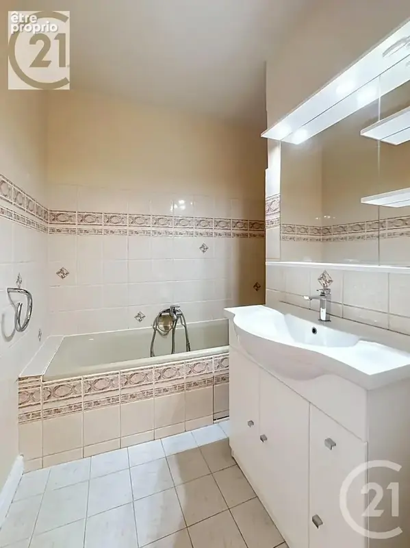 Appartement 3 pièces 67 m² à vendre à Lyon-7e (69007) - photo 9