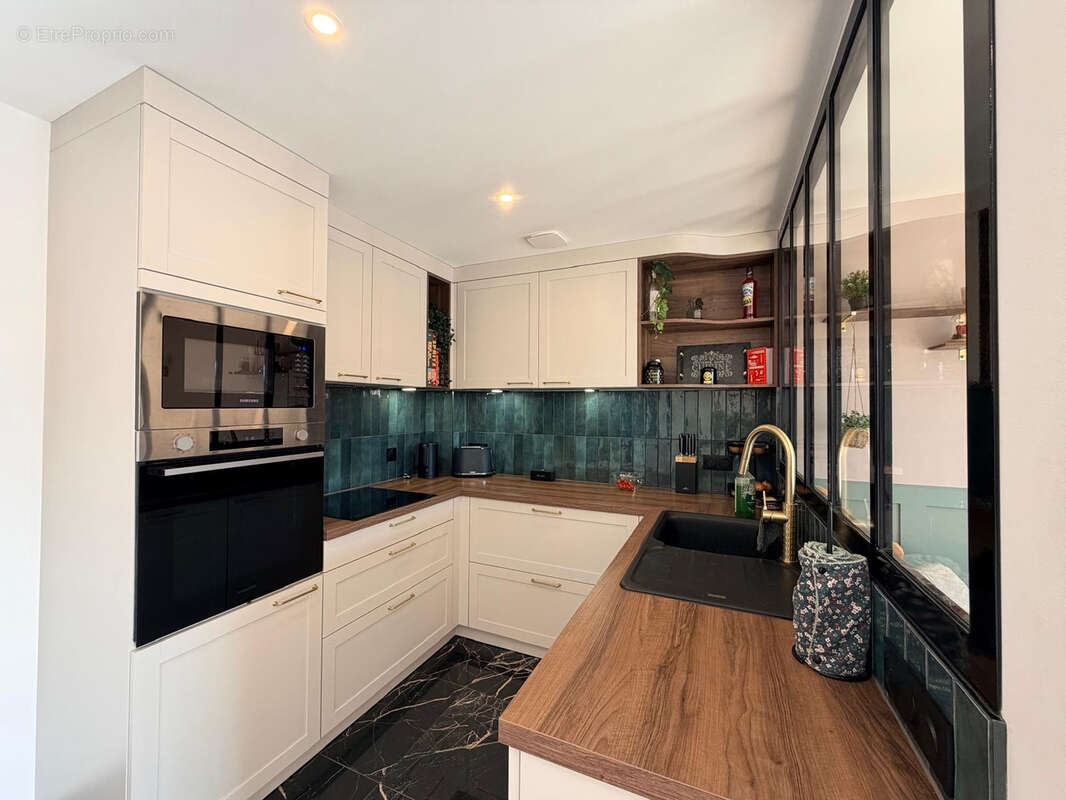 SAINT CAST LE GUILDO - Appartement T2 rénové avec goût et vue sur la château du Guildo - photo 2