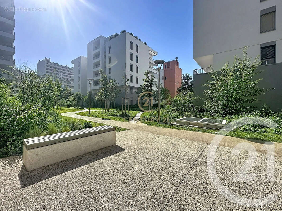 Appartement à LYON-8E