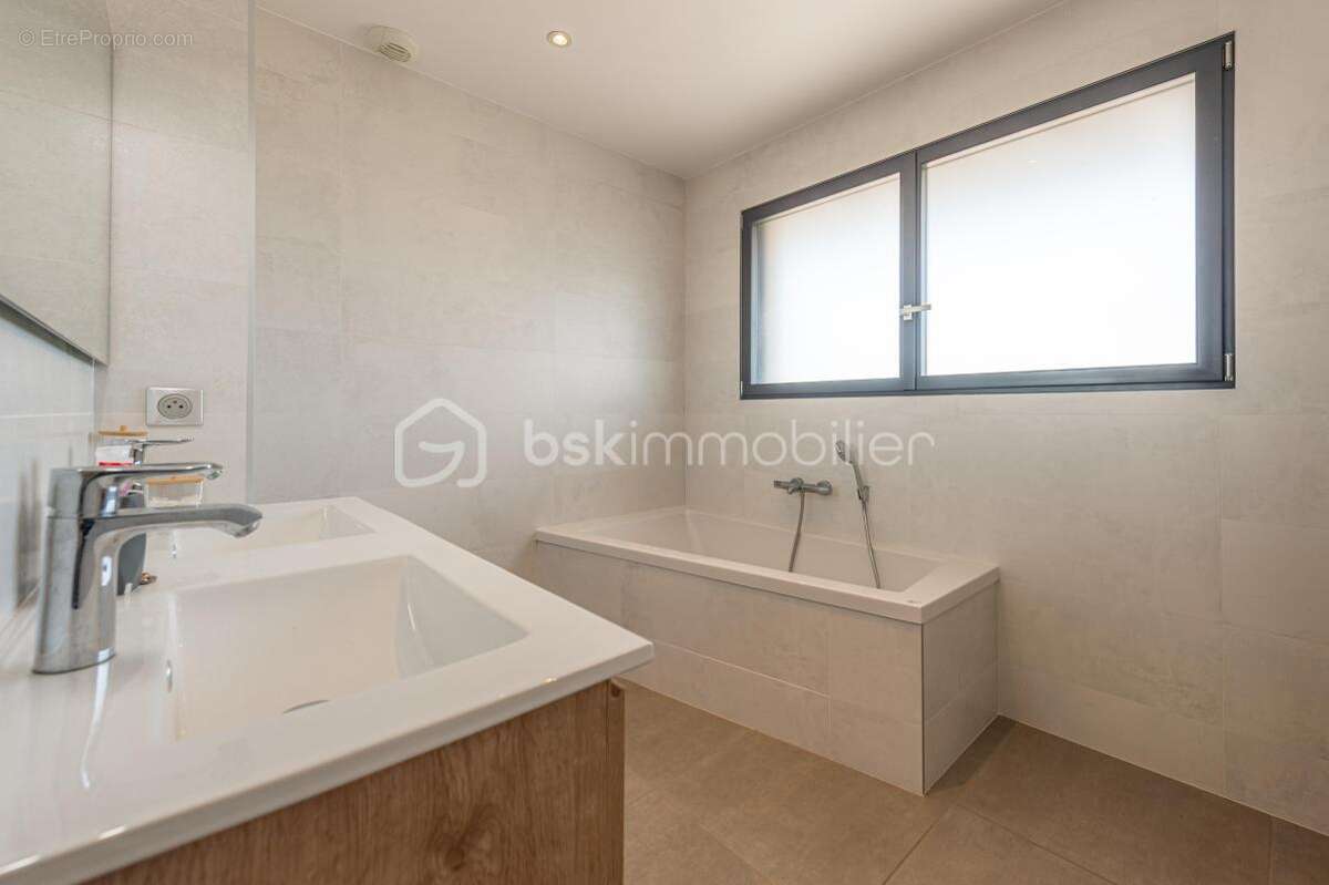 Maison contemporaine avec piscine – DPE A/A - photo 17