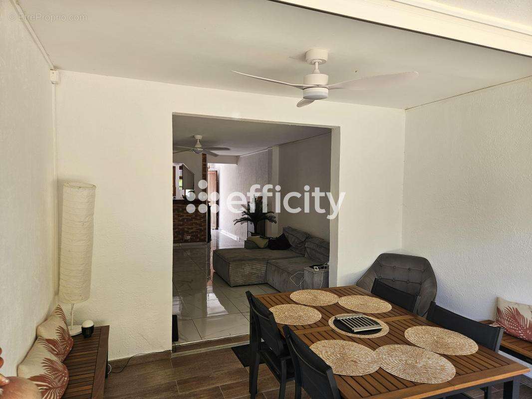 Appartement à LE GOSIER