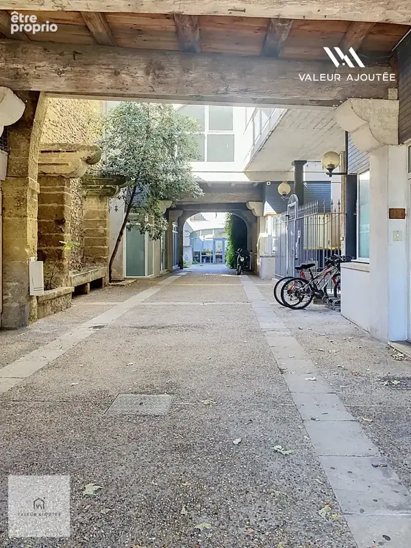 Commerce 54 m² à vendre à Lunel (34400) - photo 3