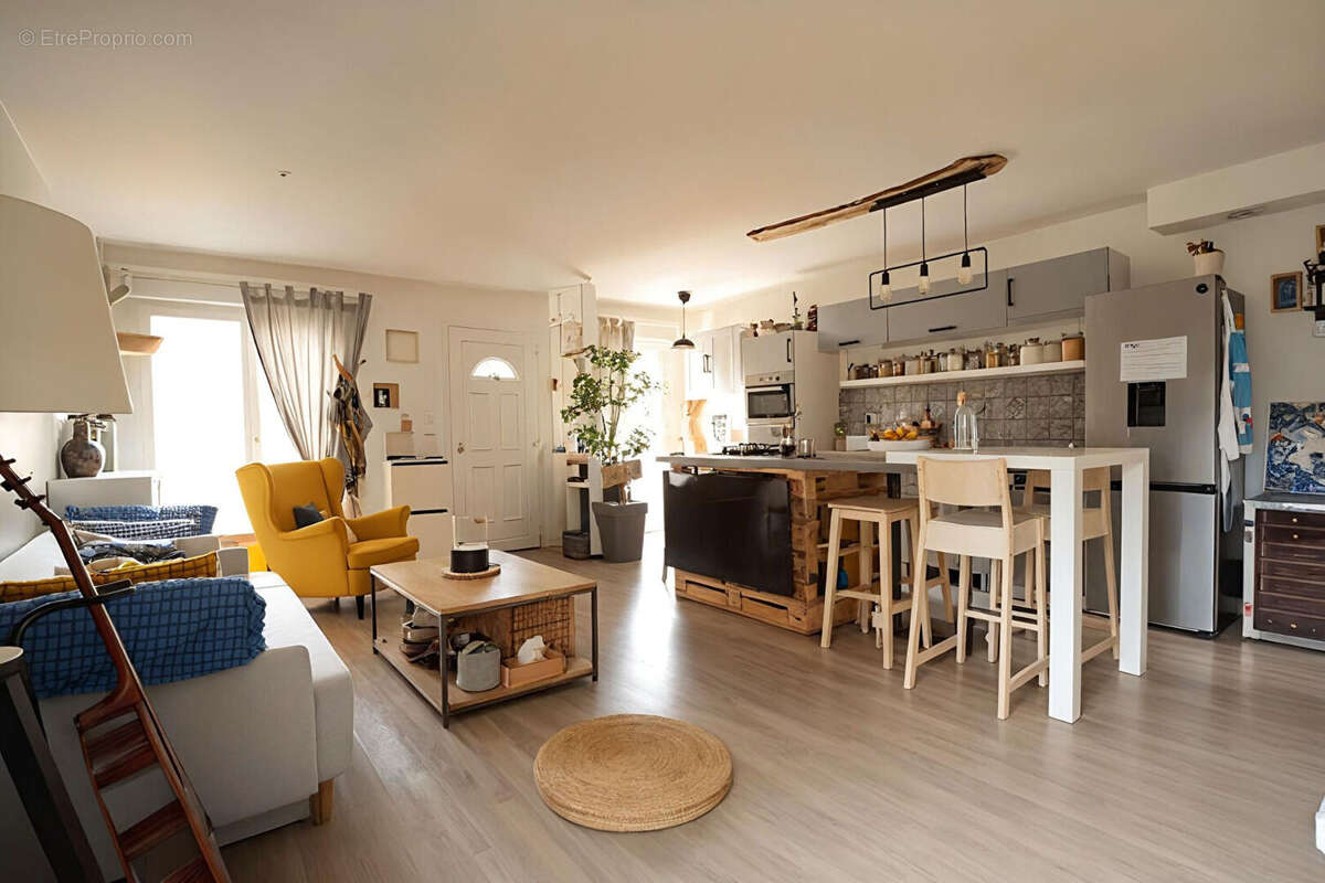 Maison à SAINT-PRIEST