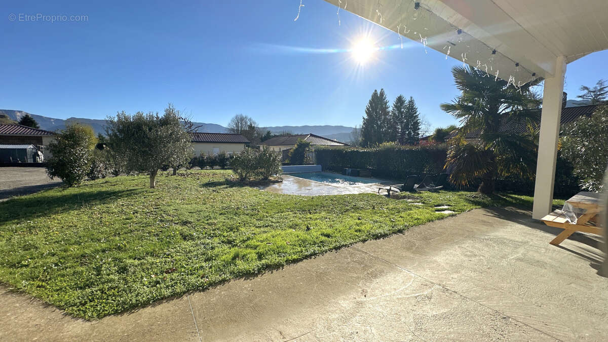 Maison à SAINT-JUST-DE-CLAIX