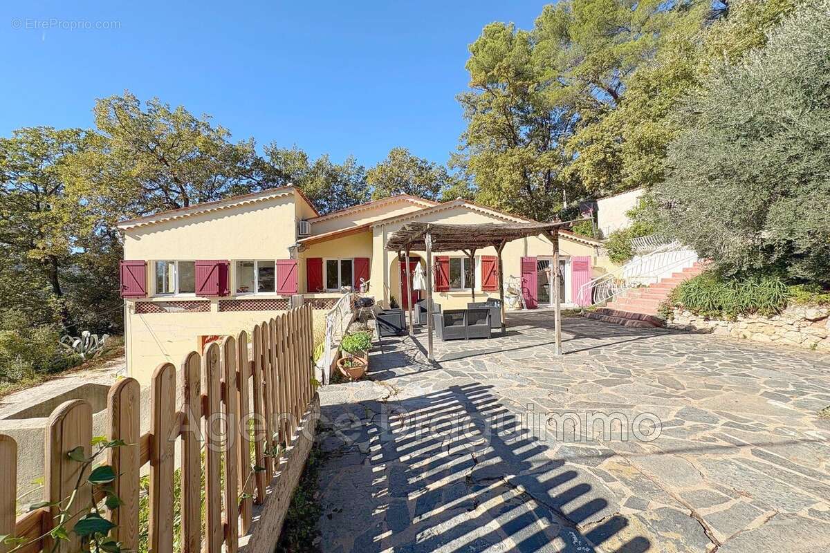 Maison à DRAGUIGNAN