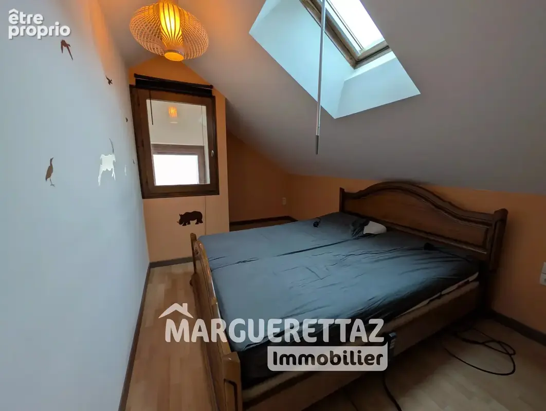 Maison de village en pierre en plein coeur de boege - photo 16