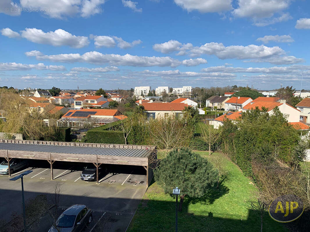 Appartement à SAINT-SEBASTIEN-SUR-LOIRE