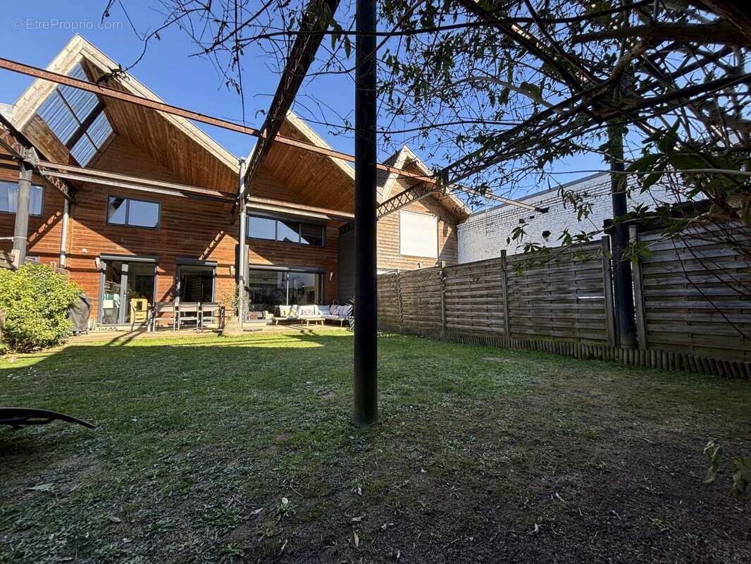 Maison à LYS-LEZ-LANNOY