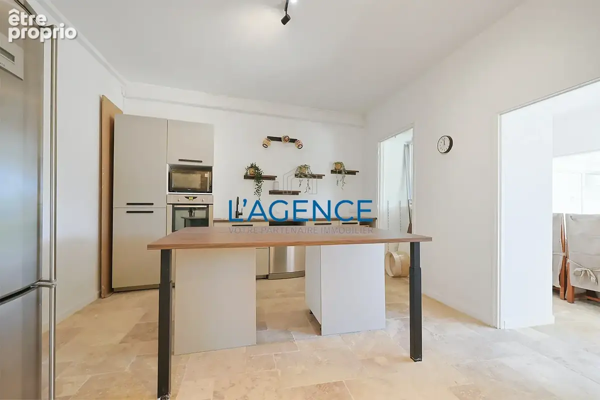 Exceptionnel Chateaubriand grand T4 de 115 m2 avec jardin au calme absolu. - photo 12