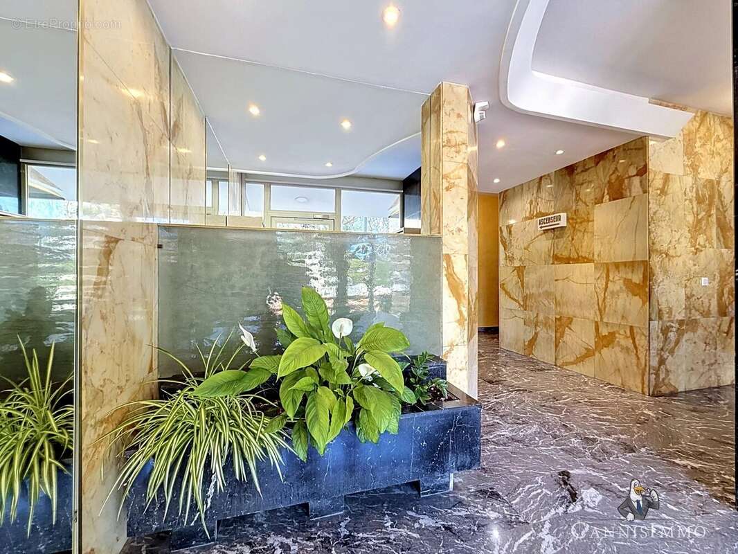 Appartement à CANNES