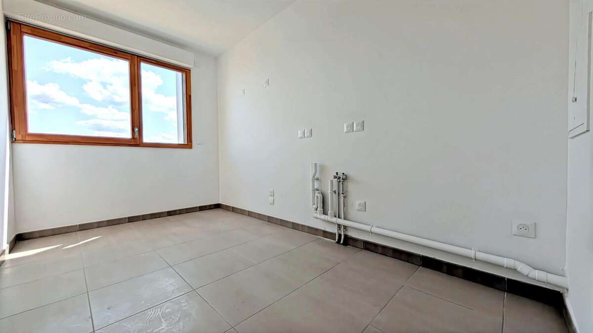 Appartement à BUSSY-SAINT-GEORGES