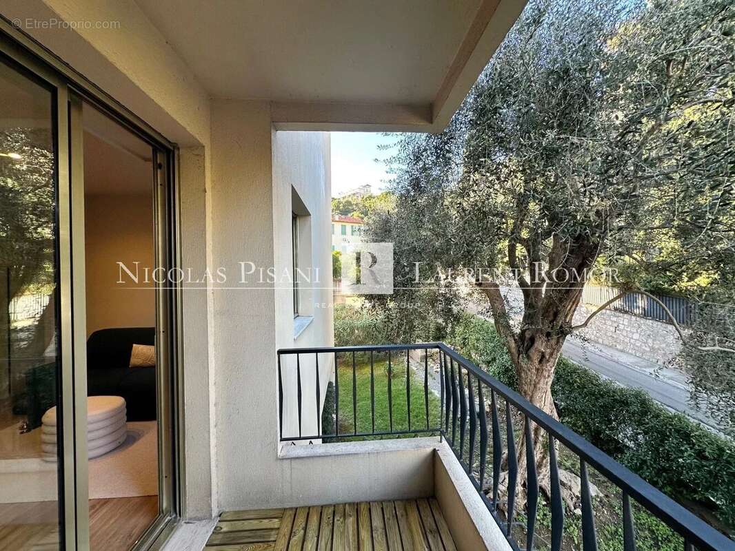 Appartement à BEAULIEU-SUR-MER