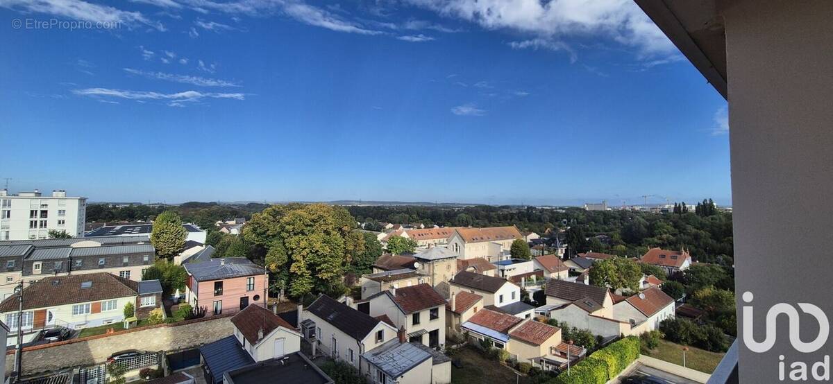 Photo 1 - Appartement à TINQUEUX