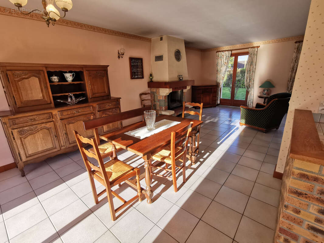 Maison à CHEROY