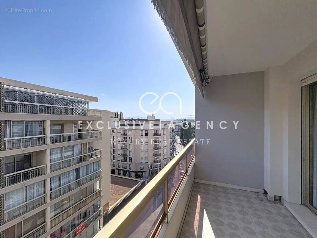 Appartement à CANNES