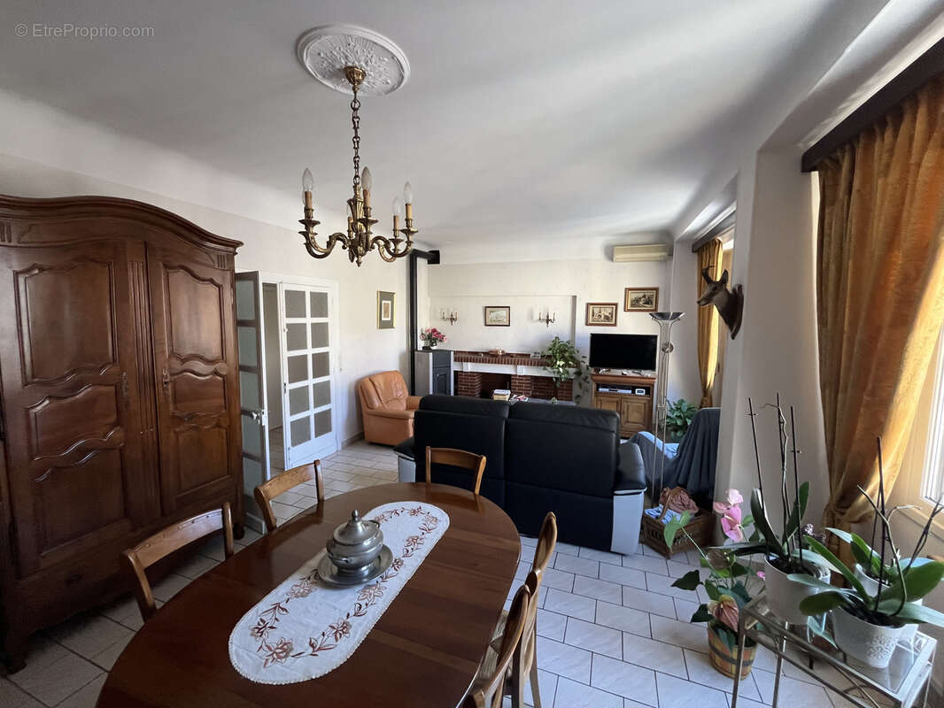 Maison à LEZIGNAN-CORBIERES