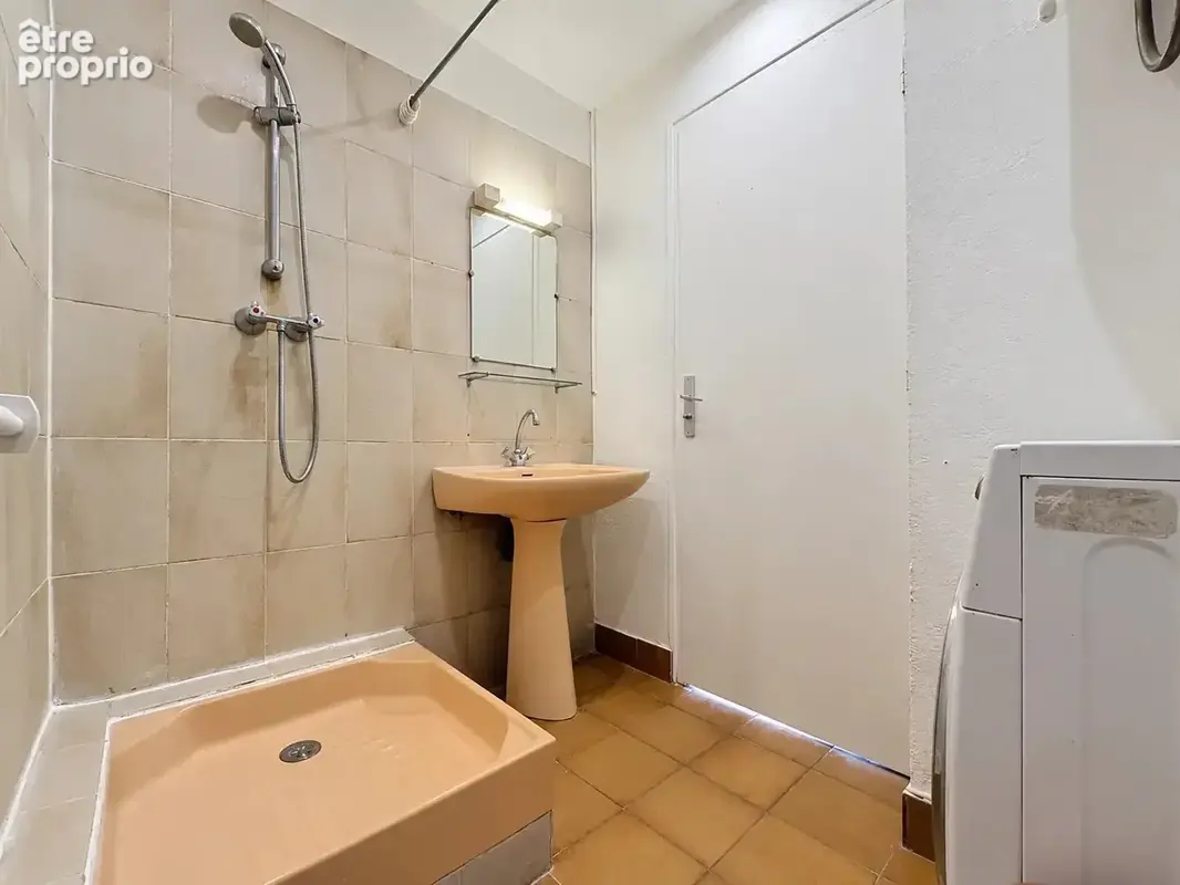 Marseille 5e – t1 bis traversant – secteur baille - photo 8