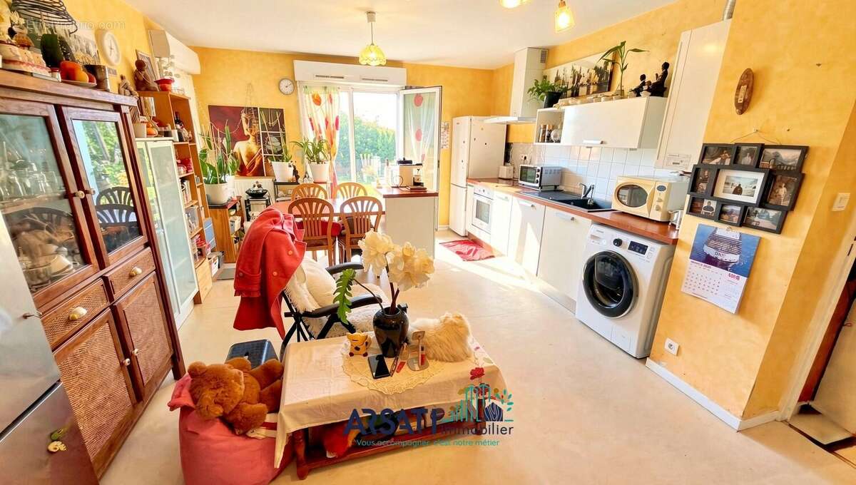 Appartement à CHAVAGNE