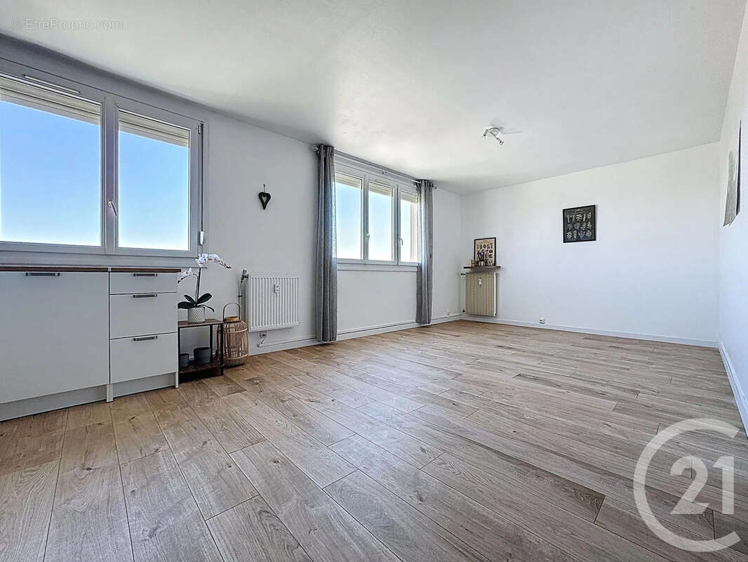 Appartement 63 m² à Tinqueux  - photo 16
