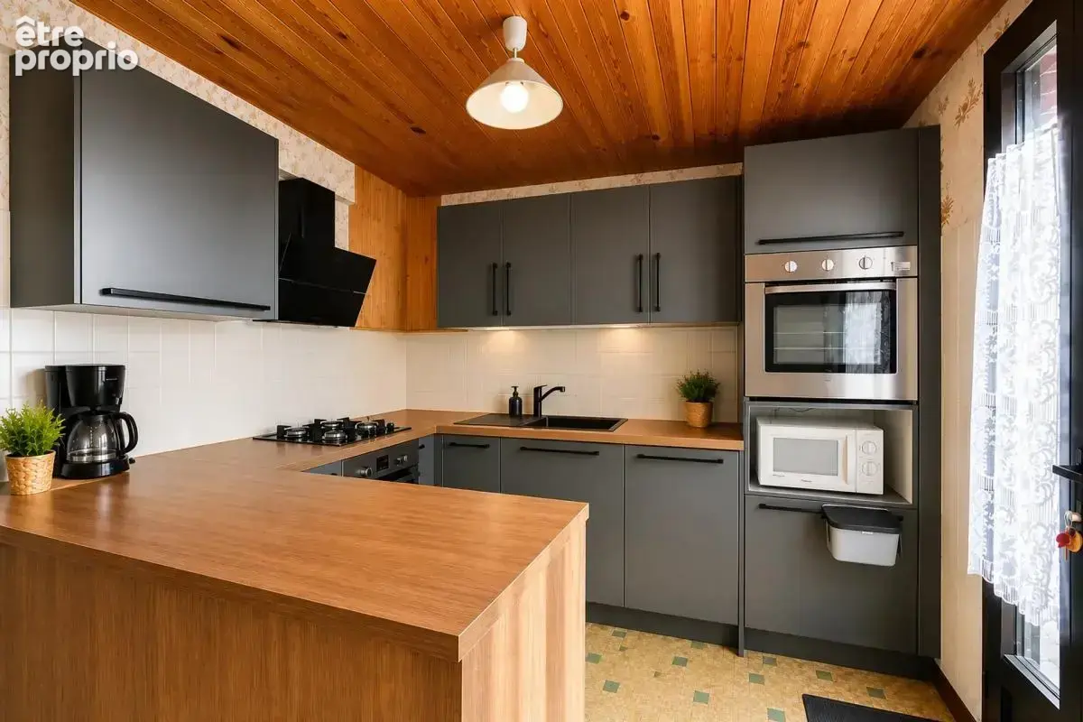 Maison de 9 pièces de 303m² à Guilly - photo 17