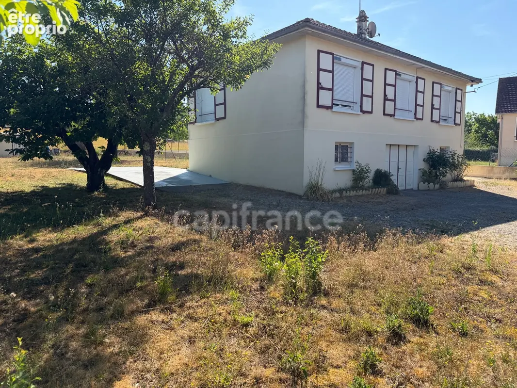 Maison à vendre 4 pièces de 65 m2 JOIGNY (89) 3 chambres sous sol Terrain de 754 m2 - photo 13