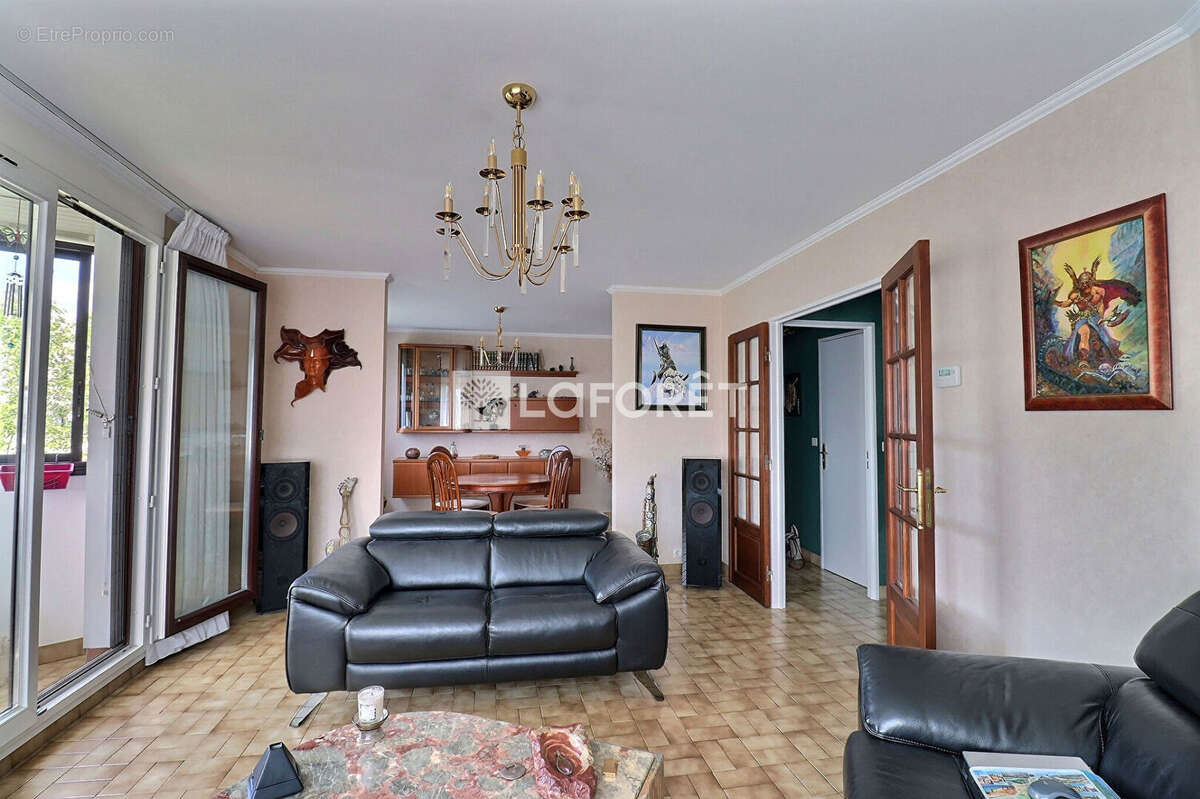 Appartement à VITRY-SUR-SEINE