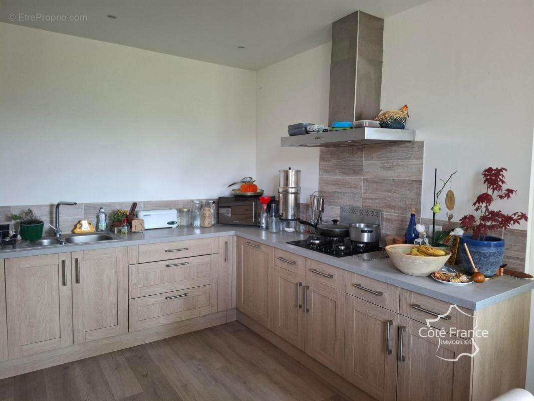 Charmante maison de caractère avec un magnifique atelier, à - photo 7