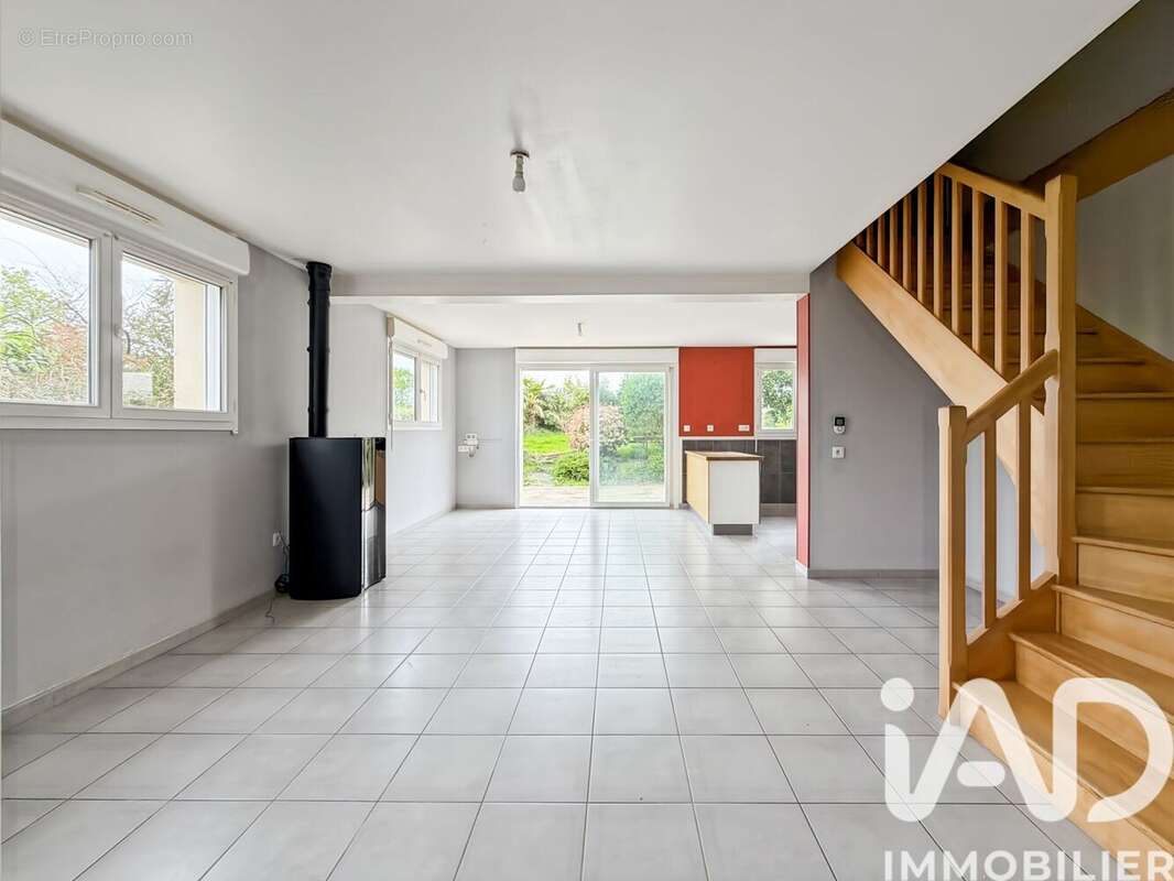 Photo 3 - Maison à MESLAY-DU-MAINE