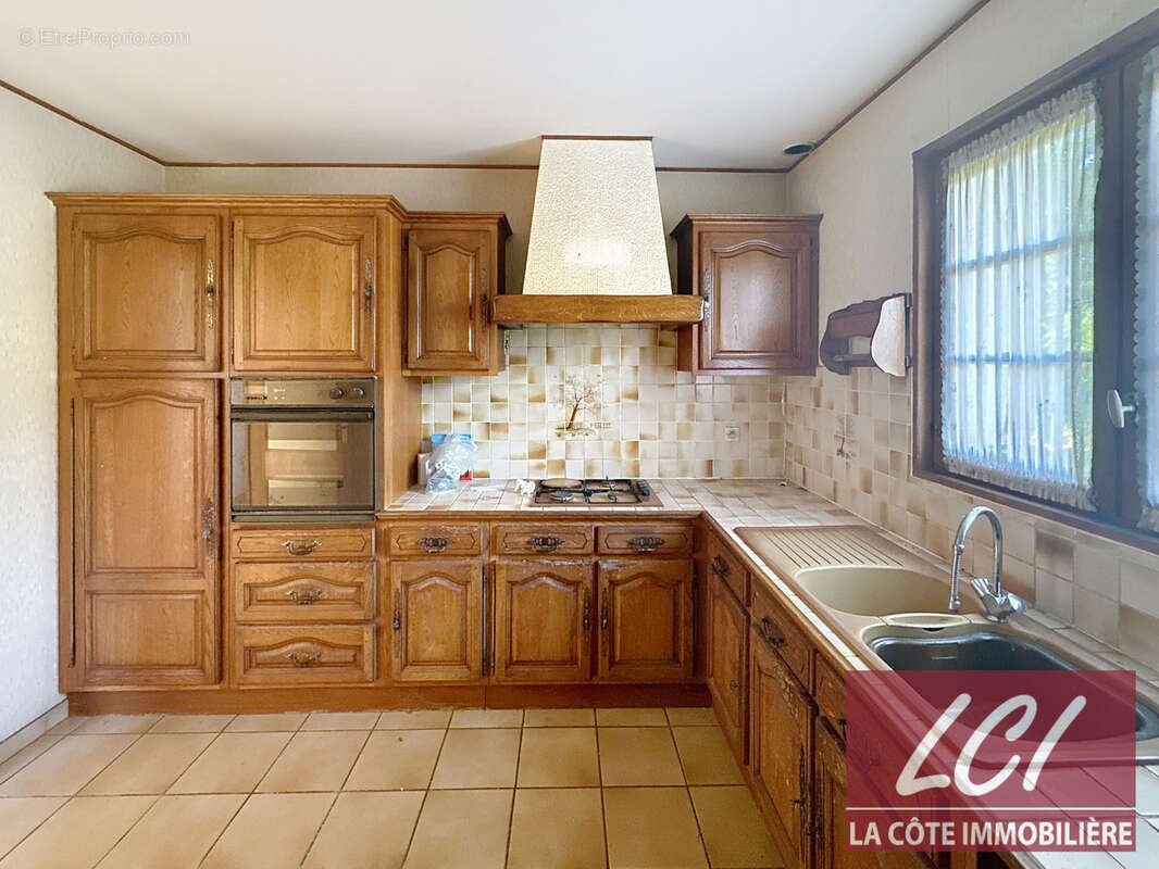 Cazaux proche lac, Maison individuelle T5 sur terrain de 980m2. - photo 8