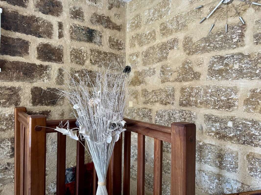 Maison à MONTAGNAC