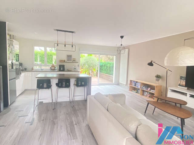 Samoreau   maison familiale 6 pièces   150 m2   terrain 673 m2   4 chambres   garage double 426 400 € - photo 8