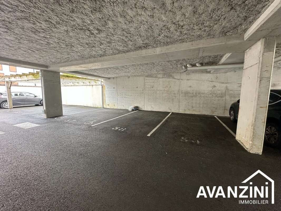 Appartement à VILLENEUVE-SAINT-DENIS