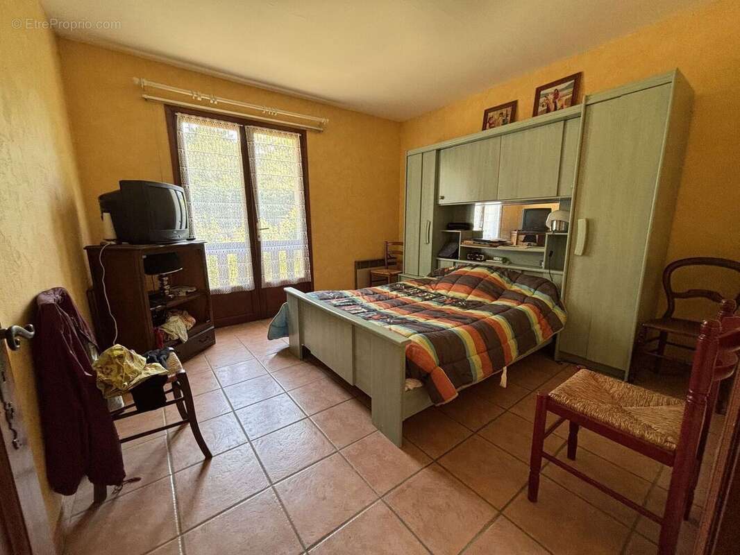 Chambre n°1 RDC - Maison à CAHORS