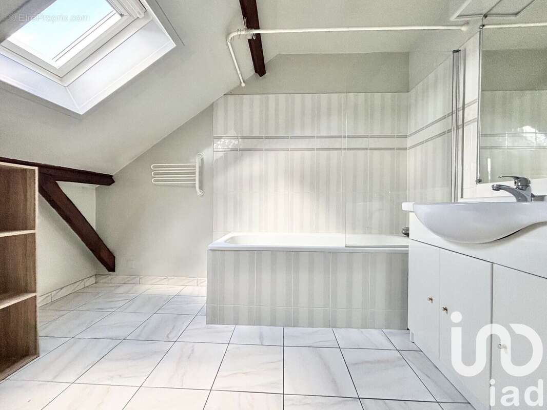 Photo 9 - Appartement à OZOIR-LA-FERRIERE