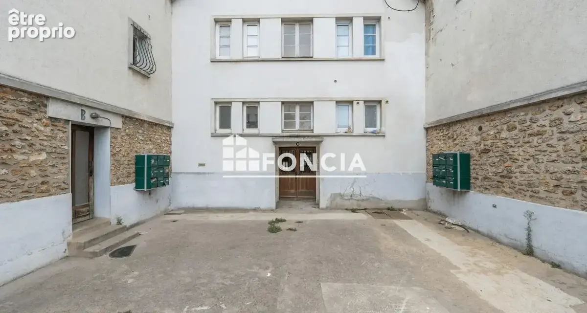 Appartement à VILLENEUVE-SAINT-GEORGES